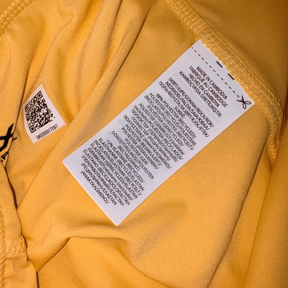 RLX Ralph Lauren Golf Skort Medium Yellow New Pleated Back Wicking Athletic - Picture 9 of 12
